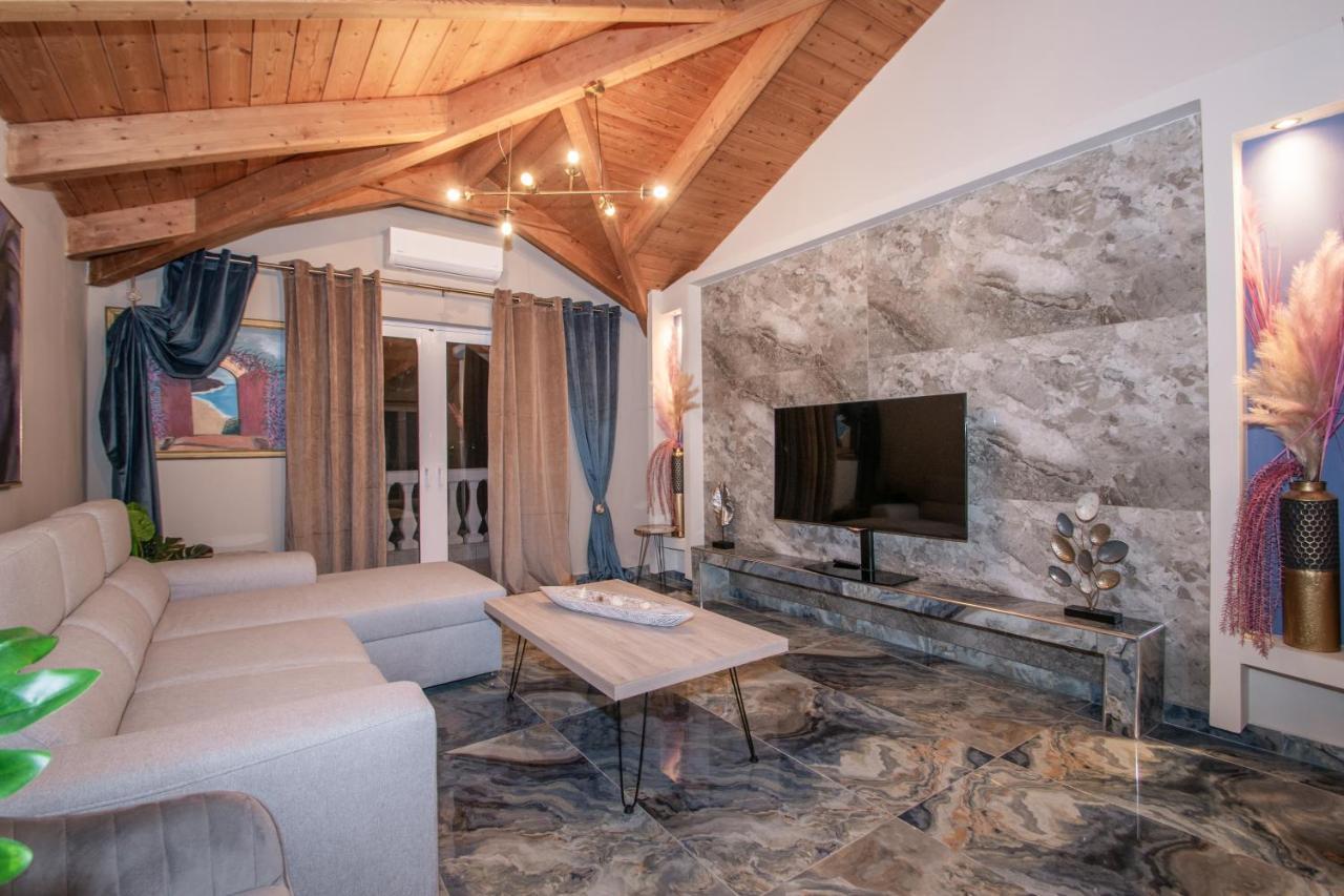 Casa Di Voz Shared Villa Studios With Free Gym Services By "Elite" Gaitani Exterior foto